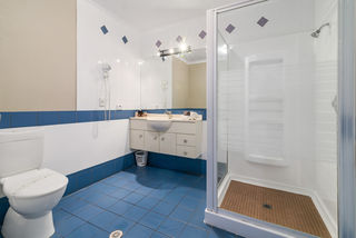 One Bedroom Apartment With Shower