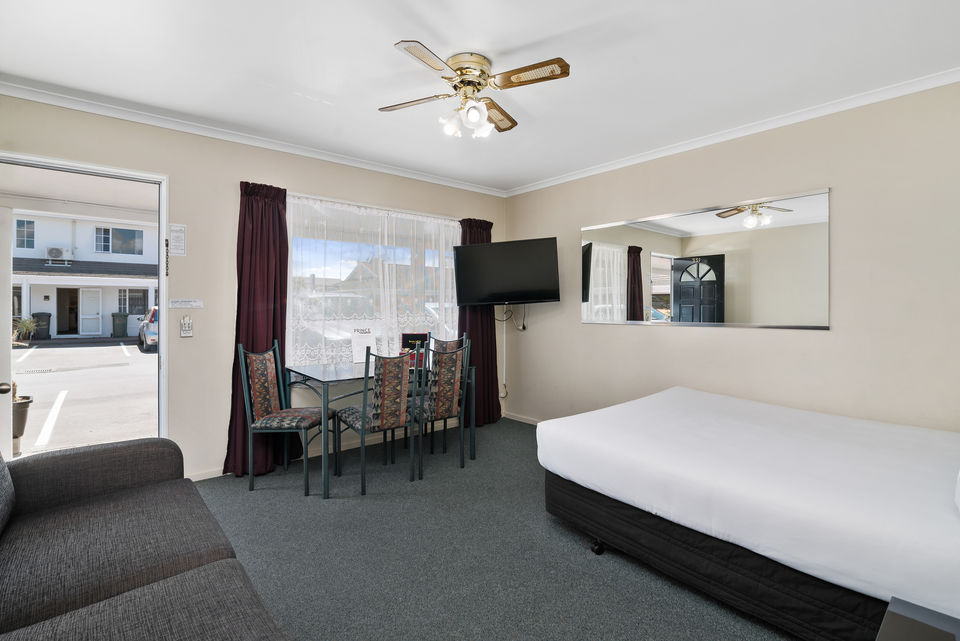 Taupo Accommodation with Spa
